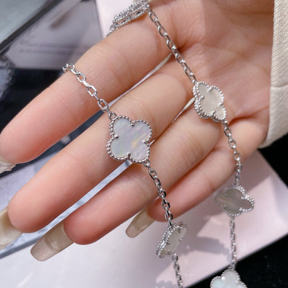 [Renovia Jewelry]CLOVER 10 MOTIFS WHITE MOTHER OF PEARL NECKLACE