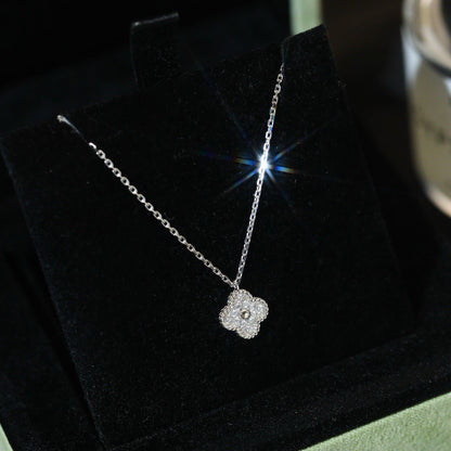 [Renovia Jewelry]CLOVER MINI 9.5MM PENDANT DIAMOND NECKLACE