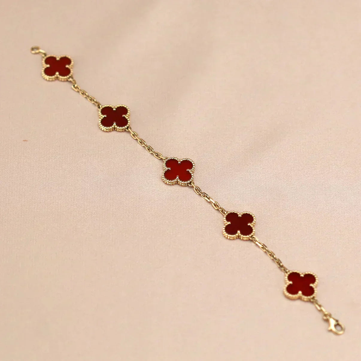 [Renovia Jewelry] CLOVER 5 MOTIF RED CORNELIAN BRACELET COLLECTION