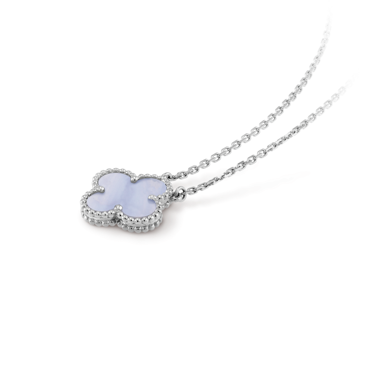 [Renovia Jewelry]CLOVER 15MM BLUE CHALCEDONY NECKLACE SILVER