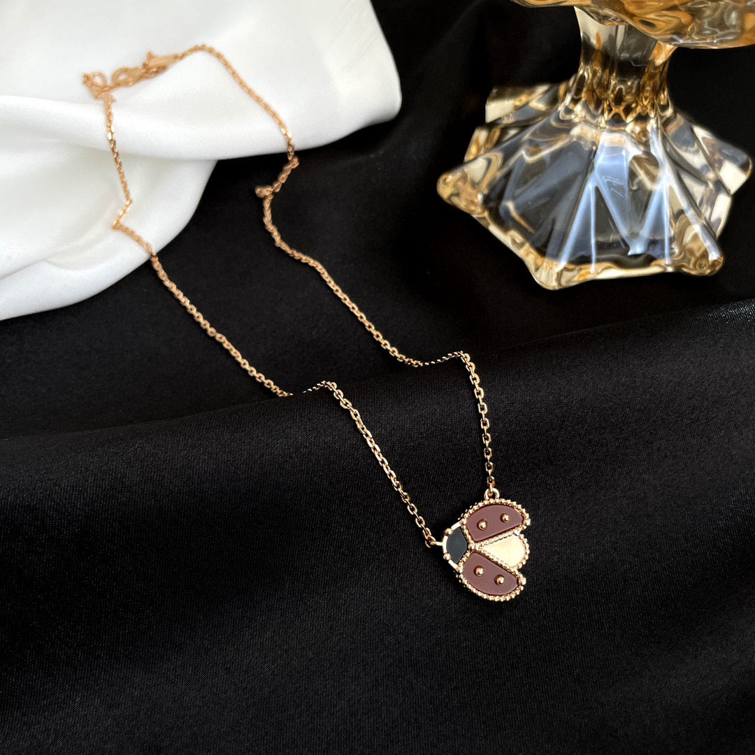 [Renovia Jewelry]LUCKY  CARNELIANS LADYBUG NECKLACE