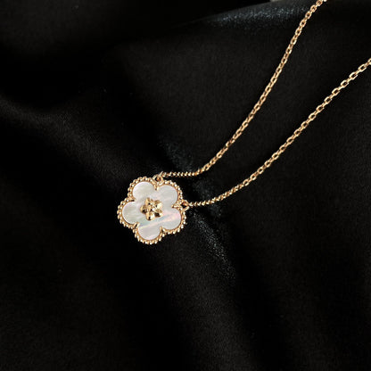 [Renovia Jewelry]LUCKY  WHITE MOP  PLUM BLOSSOM NECKLACE