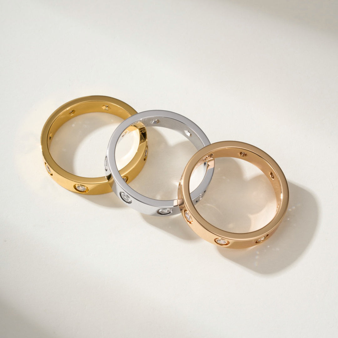 [Renovia Jewelry]LOVE 4MM 8 DIAMOND RING