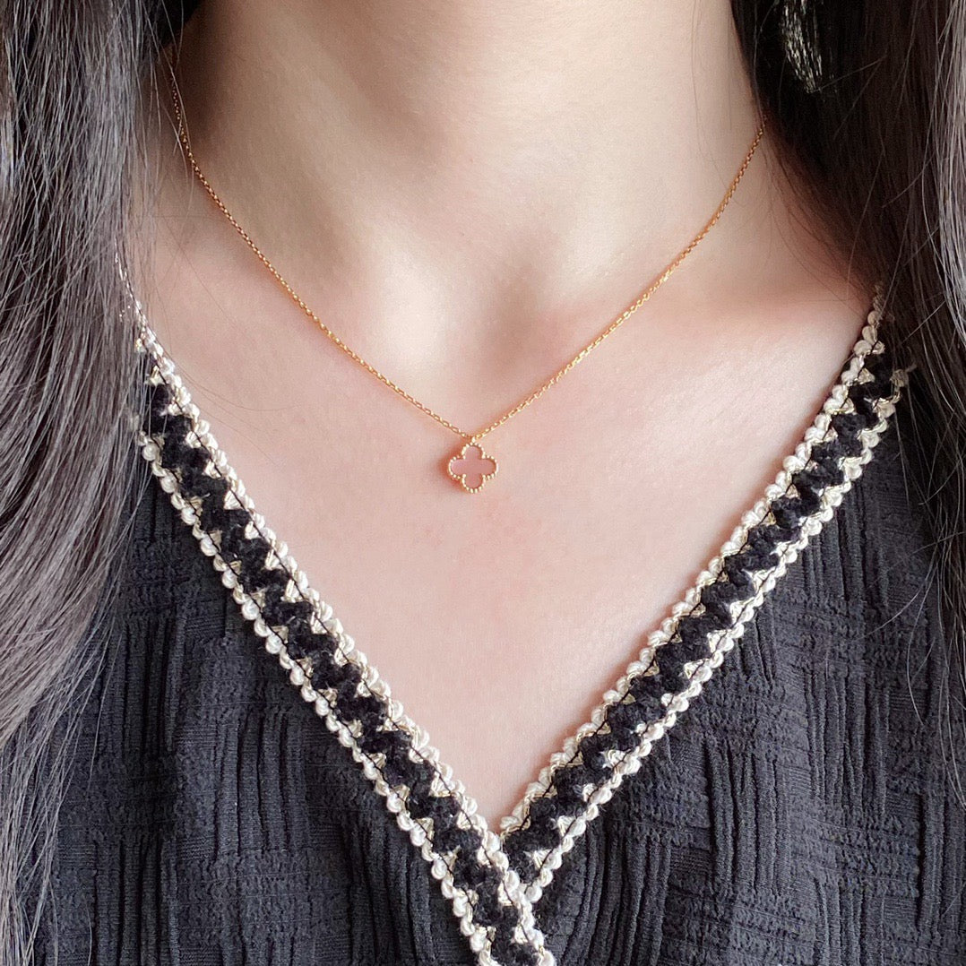 [Renovia Jewelry]CLOVER 15MM PINK MOTHER-OF-PEARL SINGLE FLOWER NECKLACE