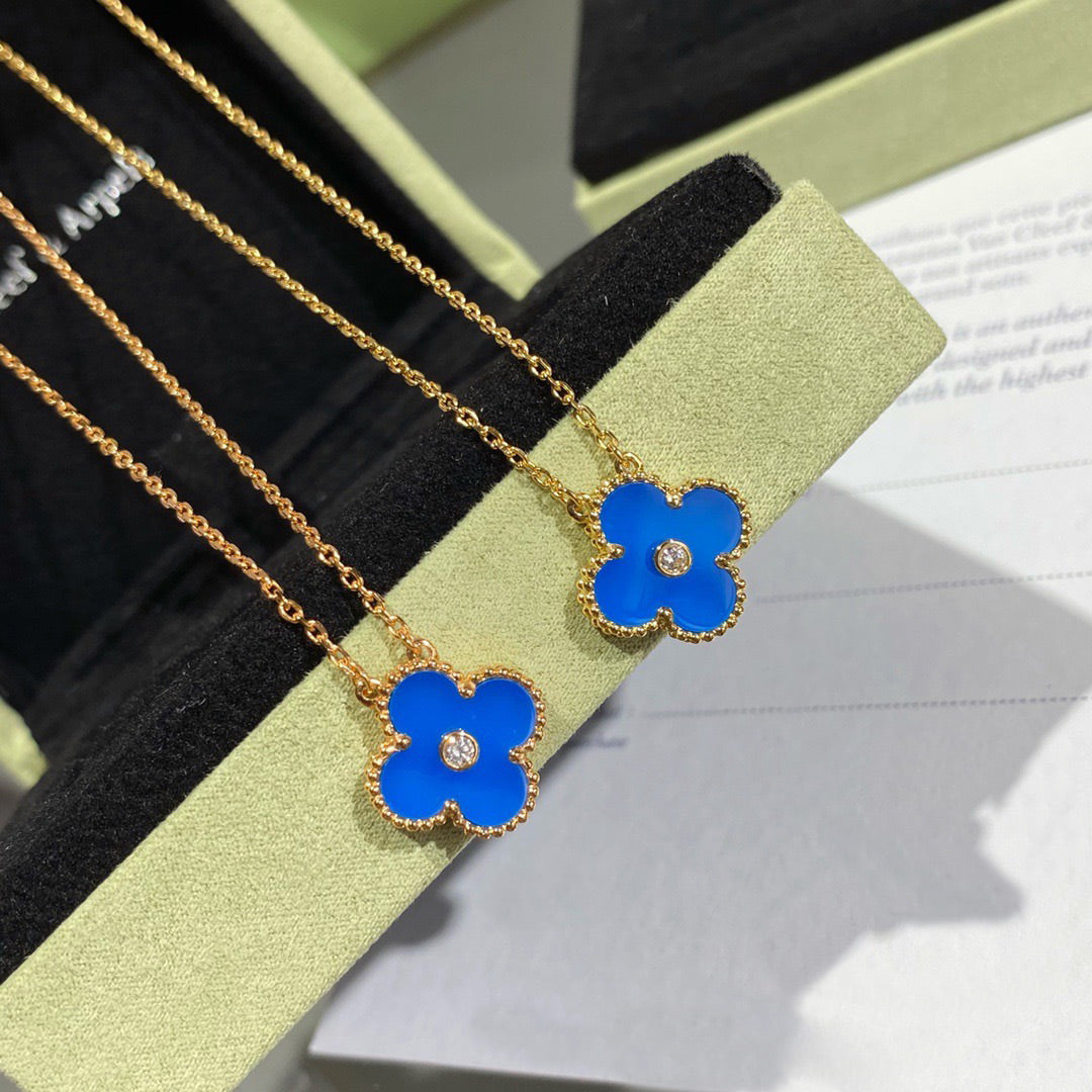 [Renovia Jewelry]CLOVER 15MM DIAMOND AND BLUE AGATE NECKLACE