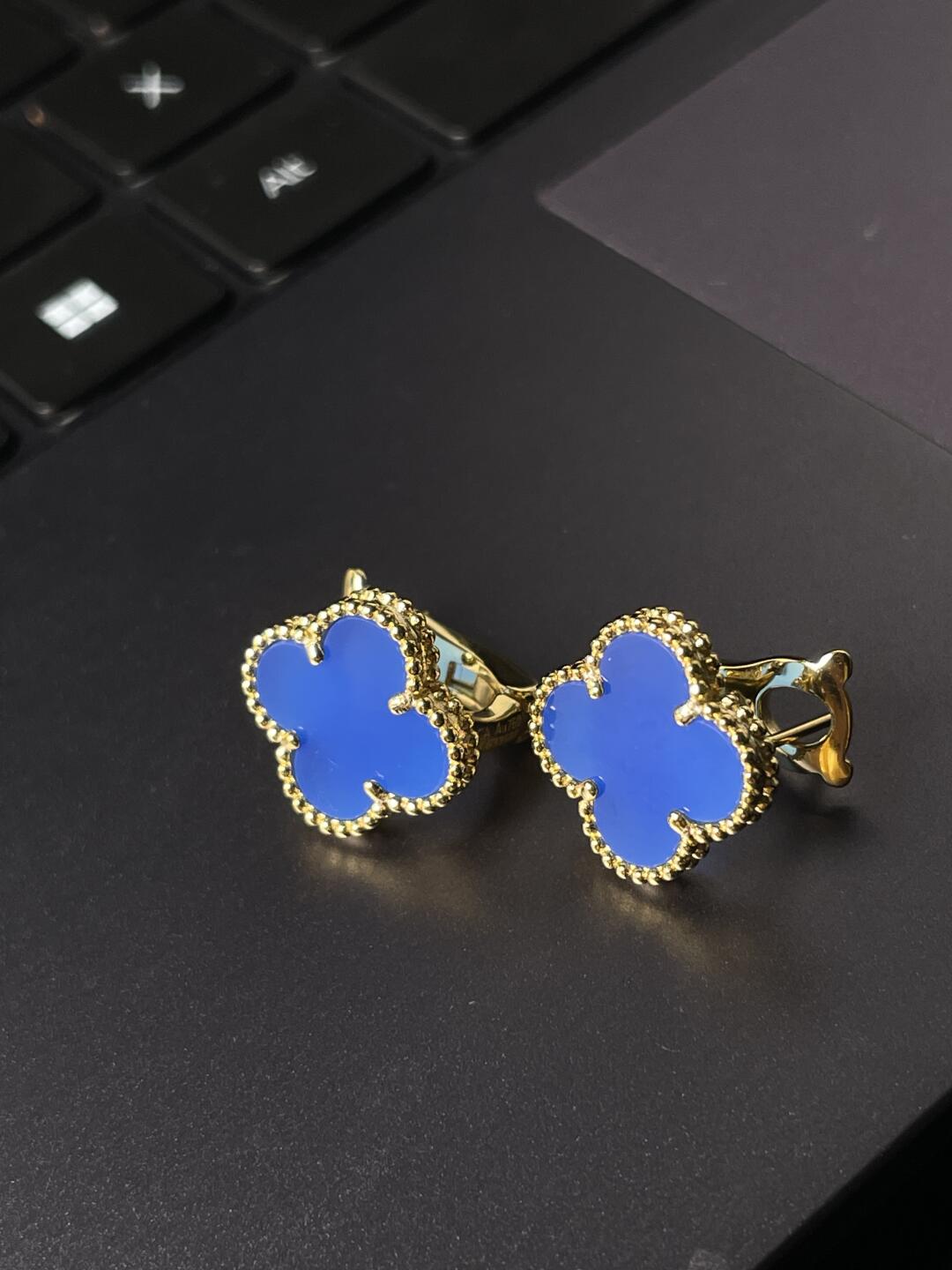 [Renovia Jewelry] CLOVER LARGE (20mm) 1 MOTIFS BLUE MOP STUD EARRINGS