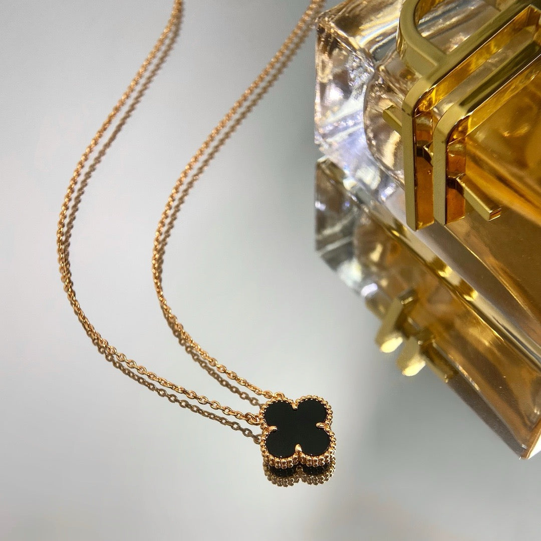 [Renovia Jewelry]CLOVER 15MM BLACK ONYX SINGLE FLOWER NECKLACE