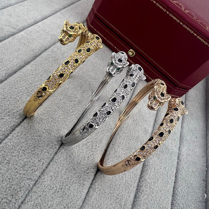 [Renovia Jewelry]PANTHERE DOUBLE HEADED HALF DIAMOND OPEN BRACELET