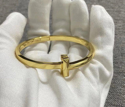 [Renovia Jewelry]T1 WIDE HINGED BANGLE BRACELET