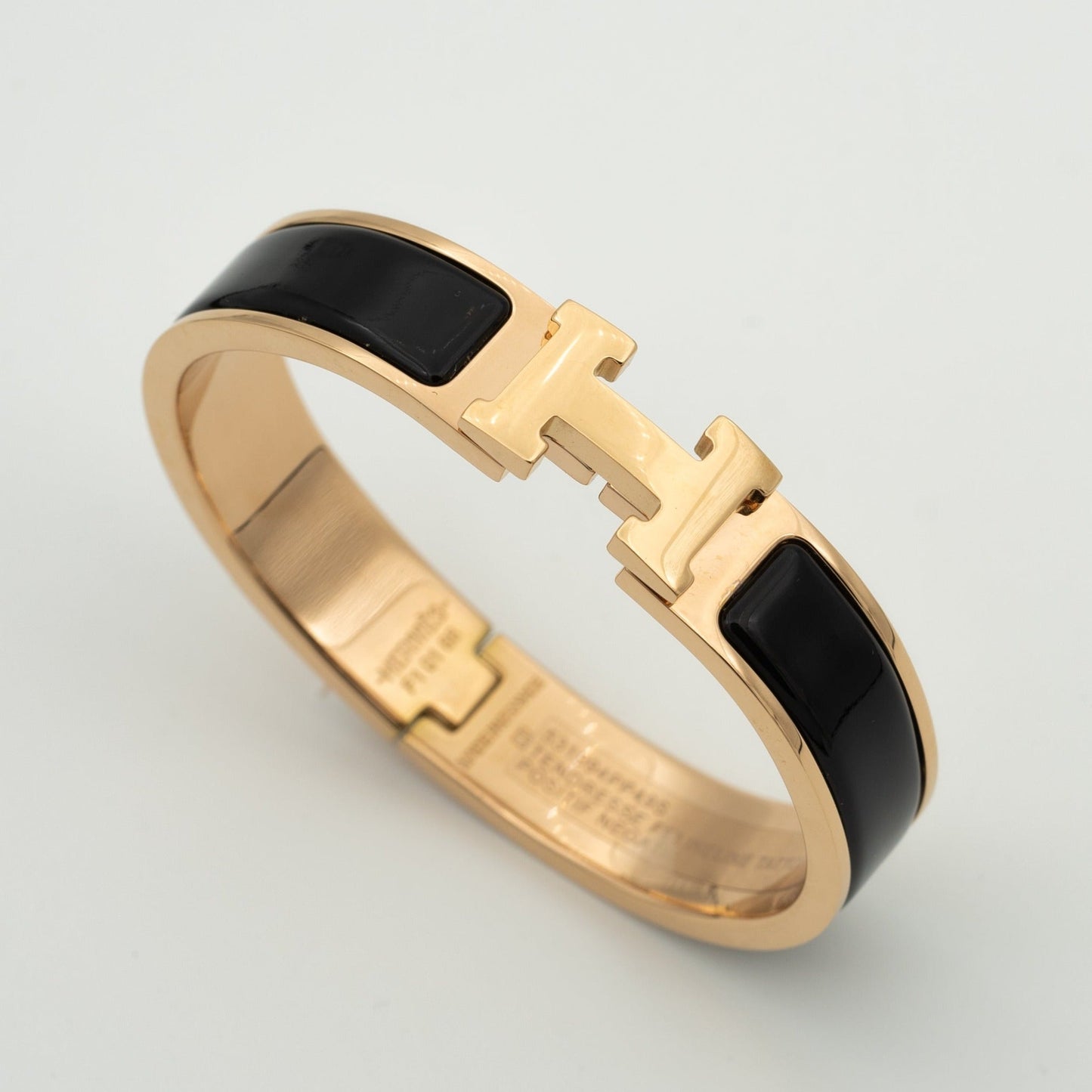 [Renovia Jewelry]H BLACK BRACELET