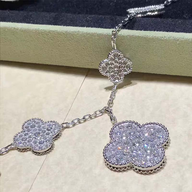 [Renovia Jewelry]CLOVER 6 MOTIFS SILVER DIAMOND BRACELET