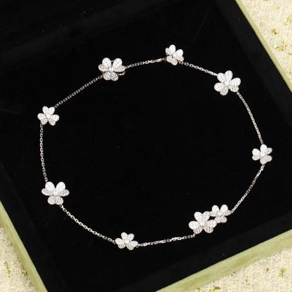 [Renovia Jewelry]FRIVOLE SILVER 9 FLOWERS NECKLACE