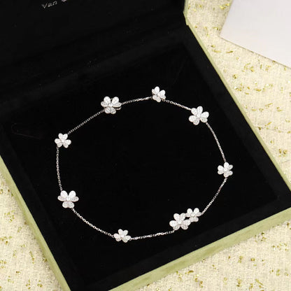 [Renovia Jewelry]FRIVOLE SILVER 9 FLOWERS NECKLACE