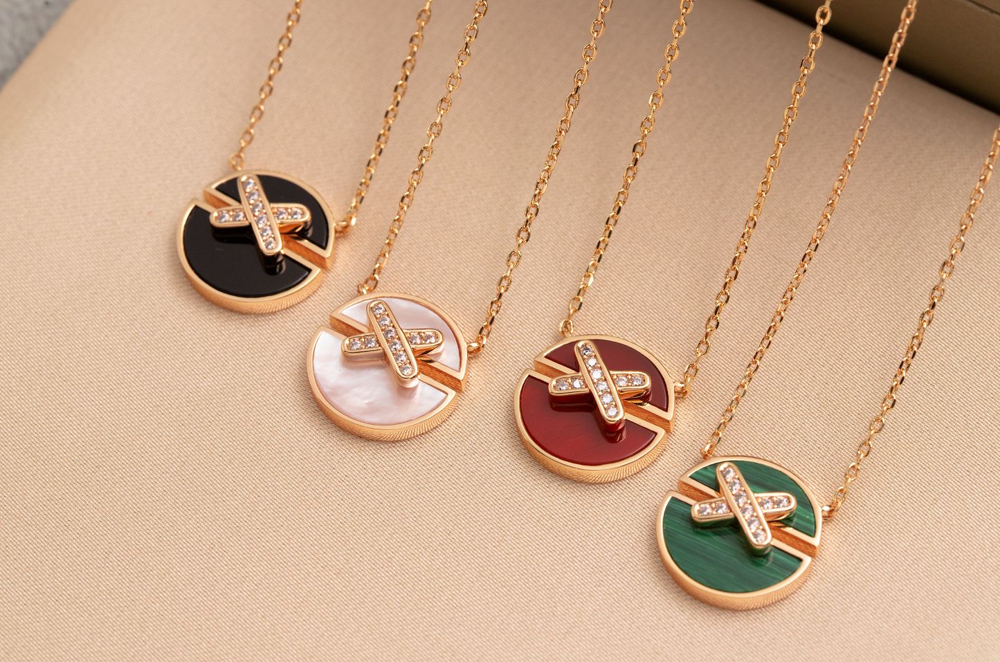 [Renovia Jewelry]JEUX DE PINK GOLD DIAMOND NECKLACE