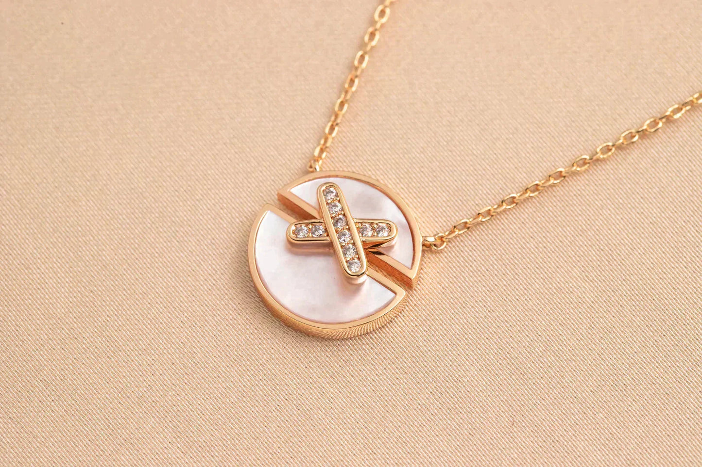 [Renovia Jewelry]JEUX DE ROSE GOLD DIAMOND NECKLACE