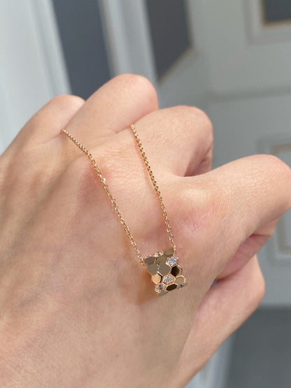 [Renovia Jewelry]BEE LOVE DIAMOND NECKLACE