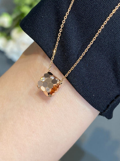 [Renovia Jewelry]BEE LOVE DIAMOND NECKLACE