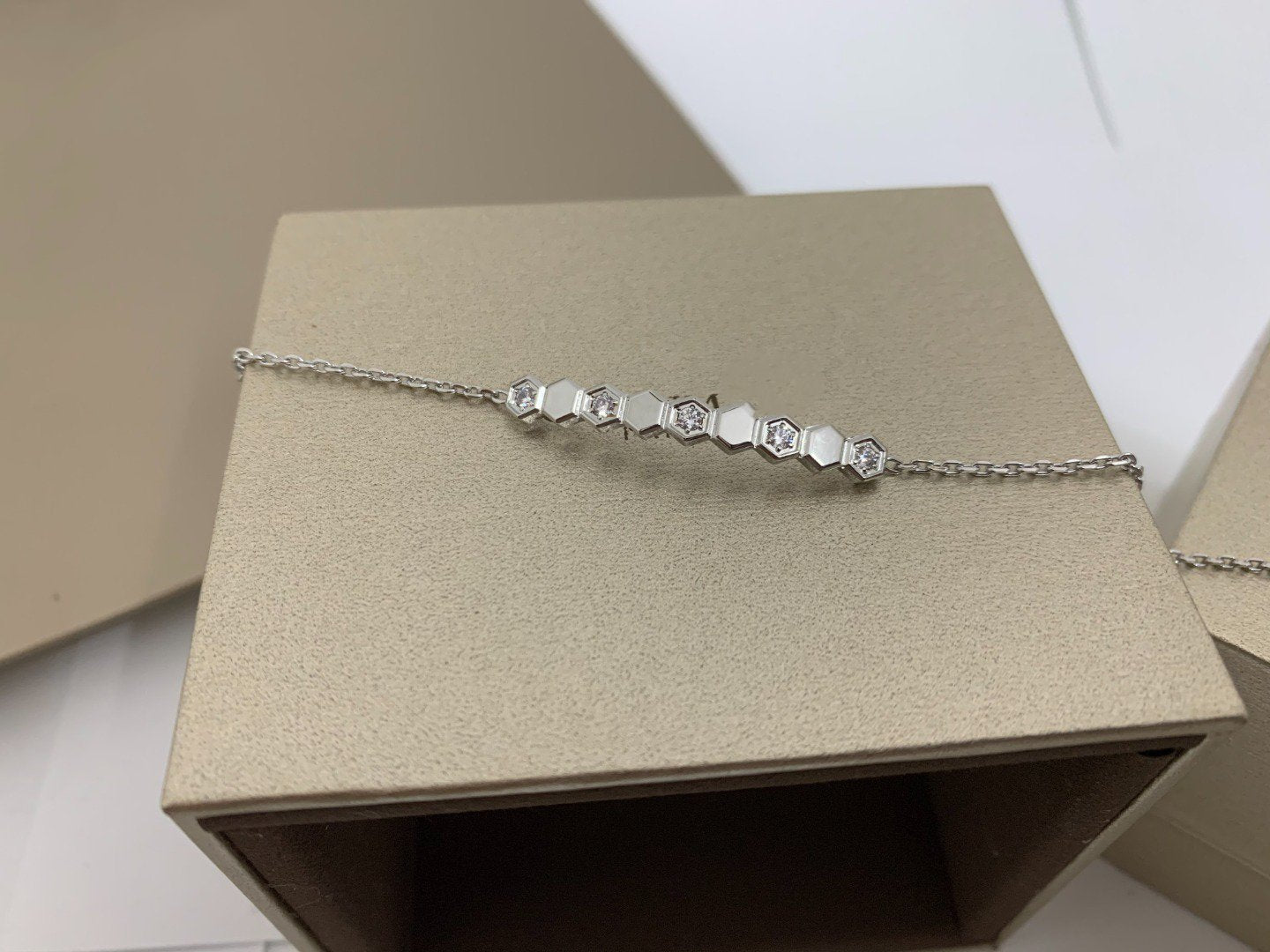 [Renovia Jewelry]BEE LOVE BRACELET DIAMOND