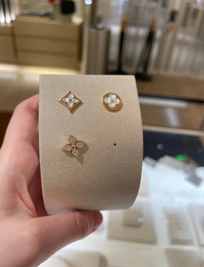 [Renovia Jewelry]STAR BLOSSOM STUD EARRINGS PINK GOLD DIAMONDS