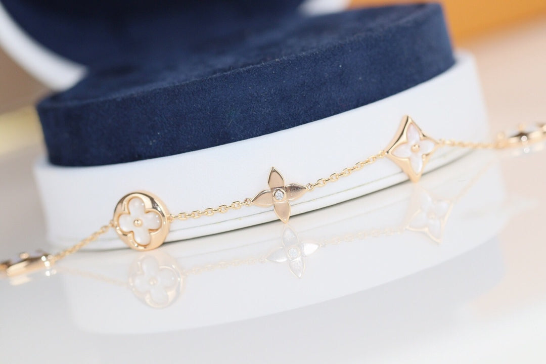 [Renovia Jewelry]LEAF CLOVER BRACELET