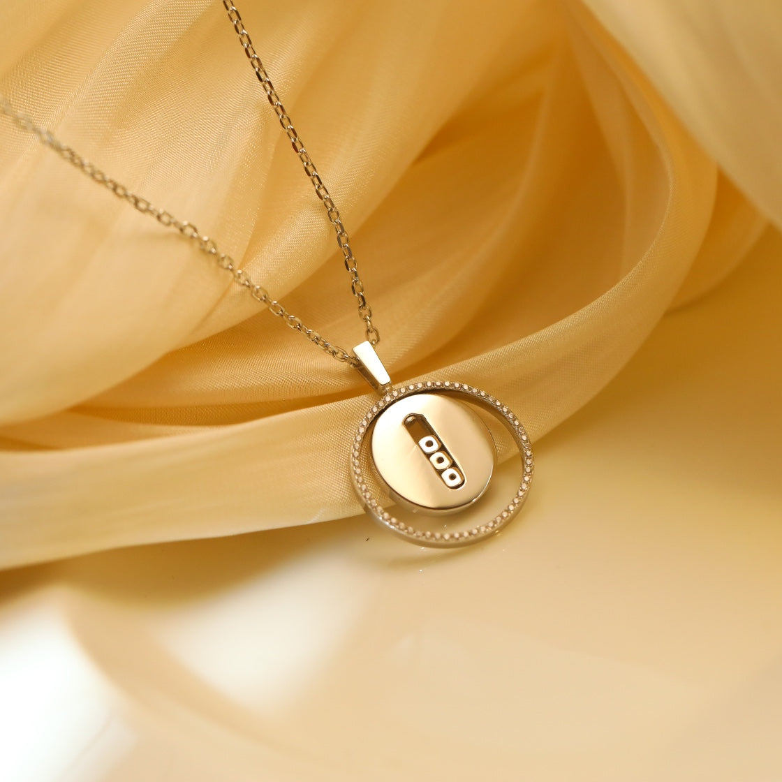 [Renovia Jewelry]LUCKY MOVE MM SILVER DIAMOND NECKLACE