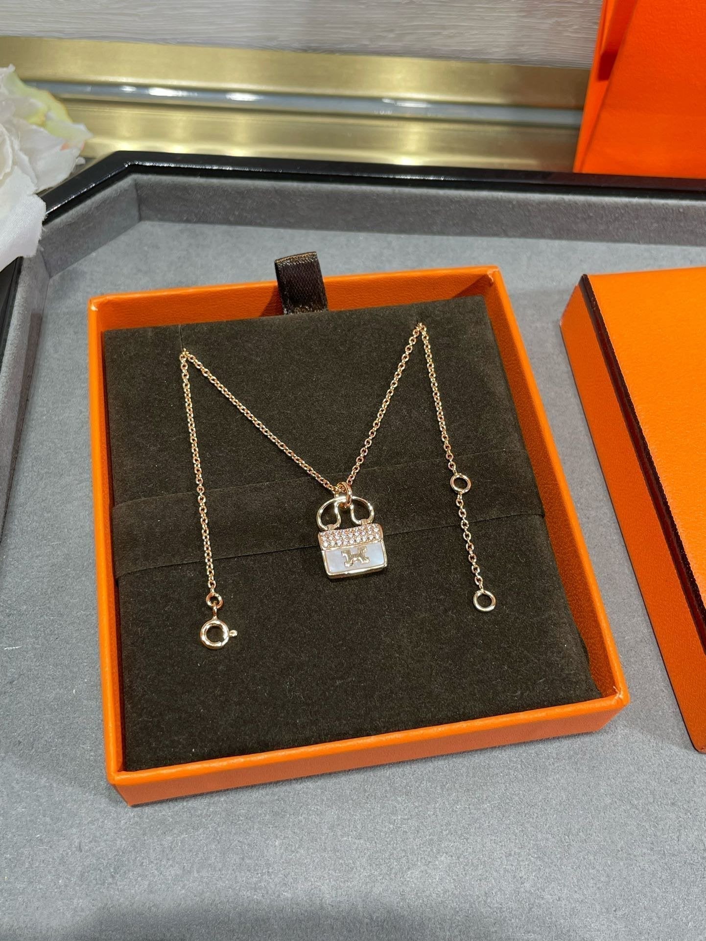 [Renovia Jewelry]H CIRCE MOISSANITE PENDANT NECKLACE GOLD