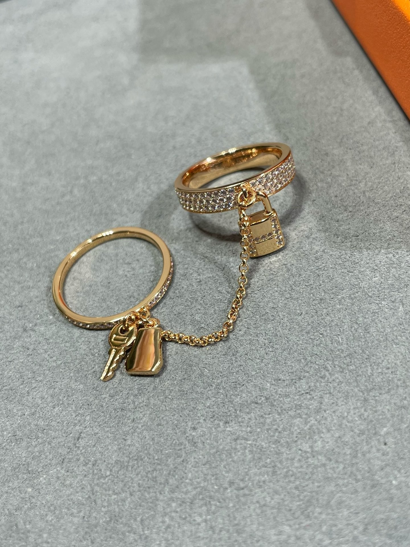 [Renovia Jewelry]HM KELLY CLOCHETTE DOUBLE RING IN  WITH DIAMONDS