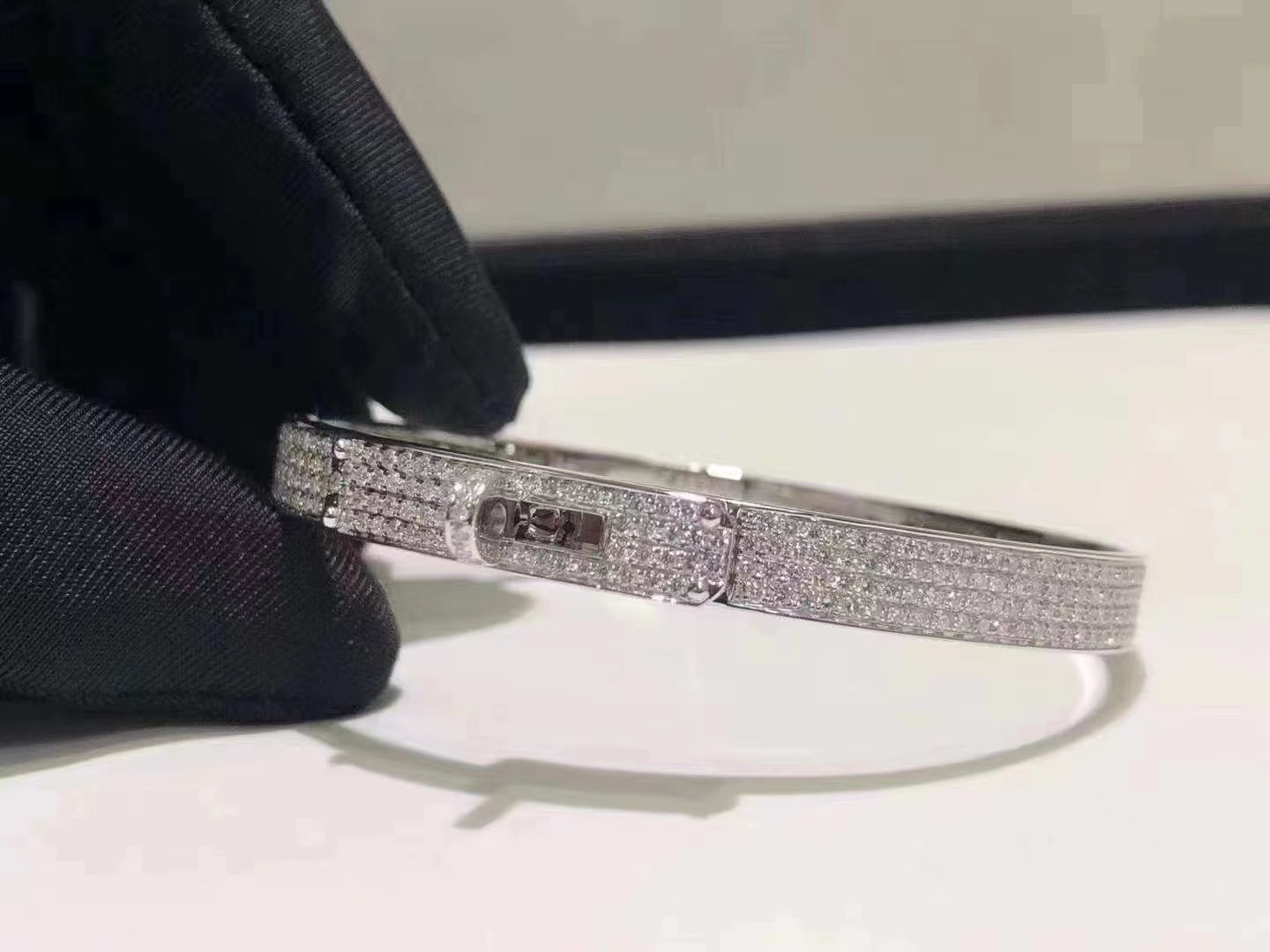 [Renovia Jewelry]HM KELLY BRACELET IN SILVER AND FULL PAVE DIAMOND
