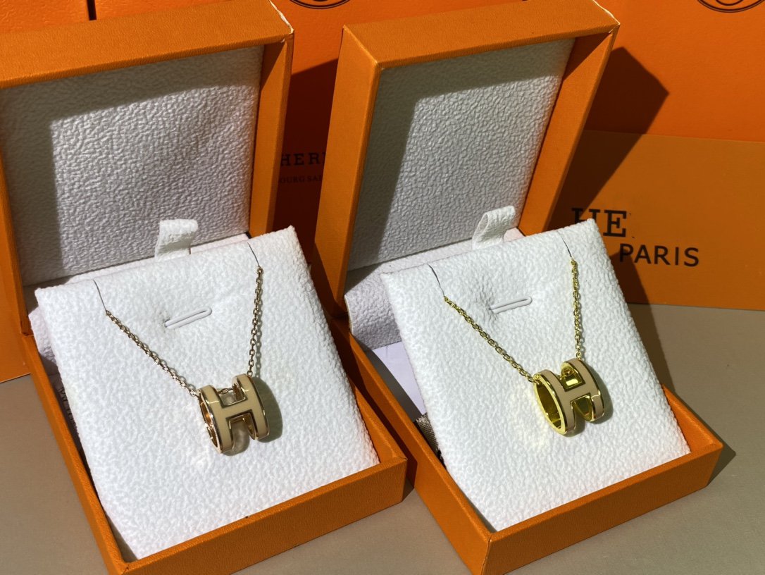 [Renovia Jewelry]HM CLIC YELLOW ENAMEL GOLD NECKLACE