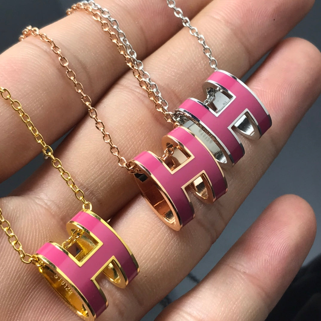 [Renovia Jewelry]H NECKLACE PINK