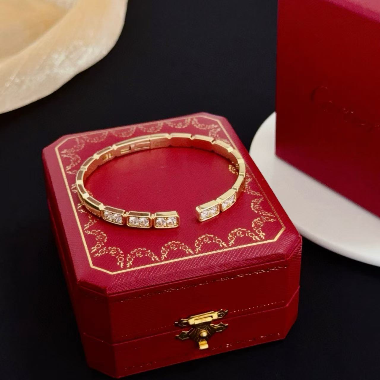 [Renovia Jewelry]LOVE DIAMOND OPEN  BRACELET