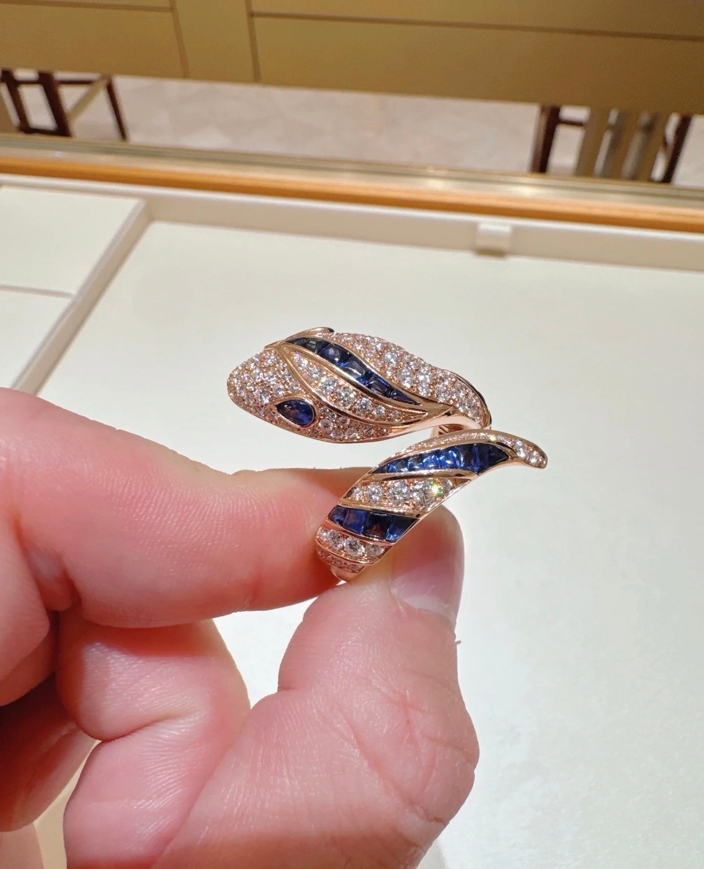 [Renovia Jewelry]BRAND NEW LUXURY BLUE SNAKE RING