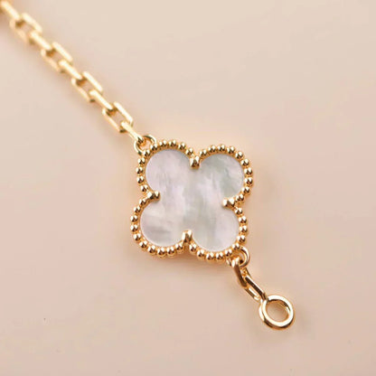 [Renovia Jewelry]CLOVER WHITE PEARL MOP 5 MOTIF BRACELET COLLECTION