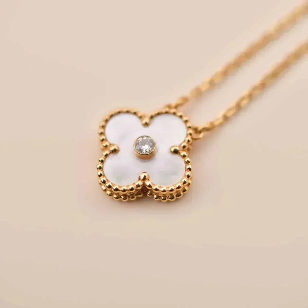 [Renovia Jewelry]CLOVER 15MM DIAMOND WHITE FRITILLARIA NECKLACE