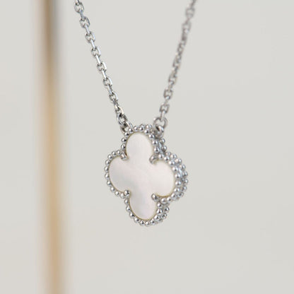 [Renovia Jewelry]CLOVER  15MM WHITE MOTHER-OF-PEARL SILVER