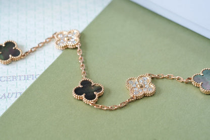 [Renovia Jewelry] CLOVER 5 MOTIF GRAY MOP BRACELET COLLECTION