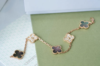 [Renovia Jewelry] CLOVER 5 MOTIF GRAY MOP BRACELET COLLECTION