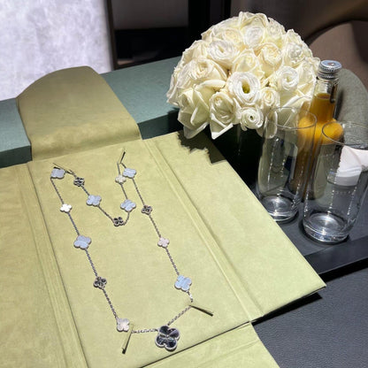 [Renovia Jewelry]DETACHABLE CLOVER 15(11+4) FLOWER SILVER NECKLACE SET