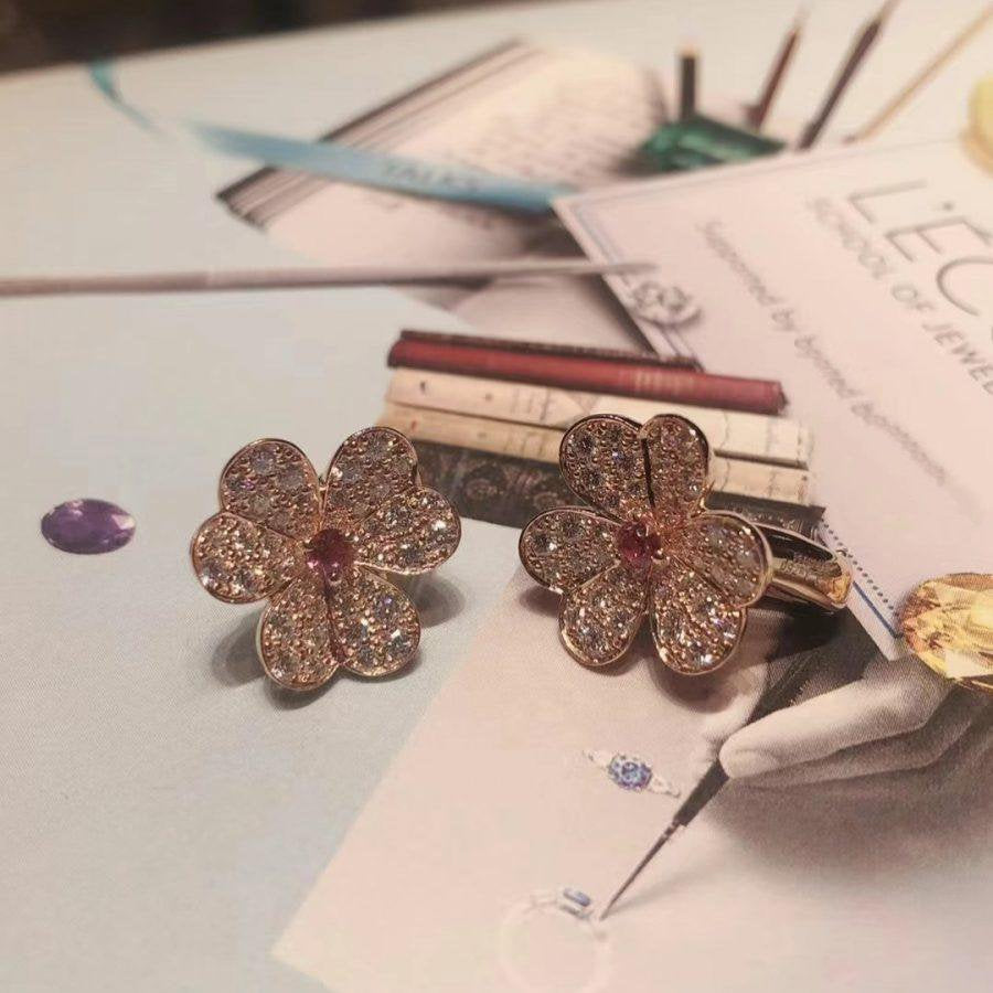 [Renovia Jewelry]FRIVOLE PINK GOLD FLOWER DIAMOND EARRINGS