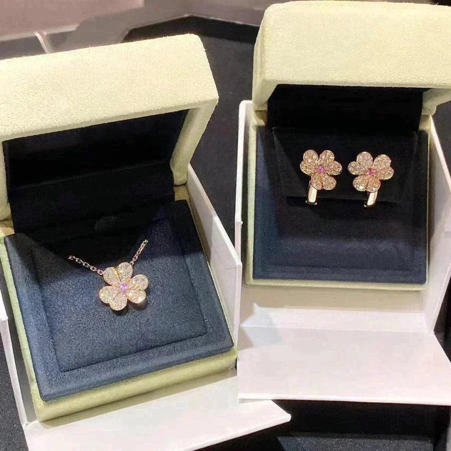 [Renovia Jewelry]FRIVOLE ROSE GOLD FLOWER DIAMOND NECKLACE
