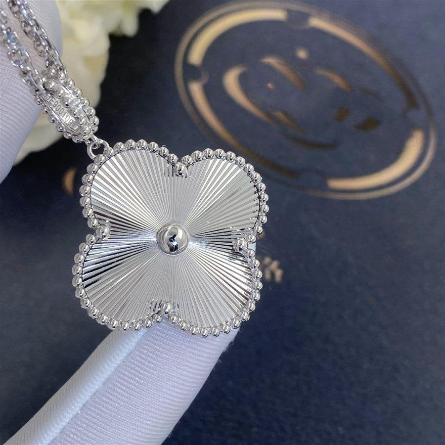 [Renovia Jewelry]CLOVER 25MM SILVER BIG CLOVER NECKLACE