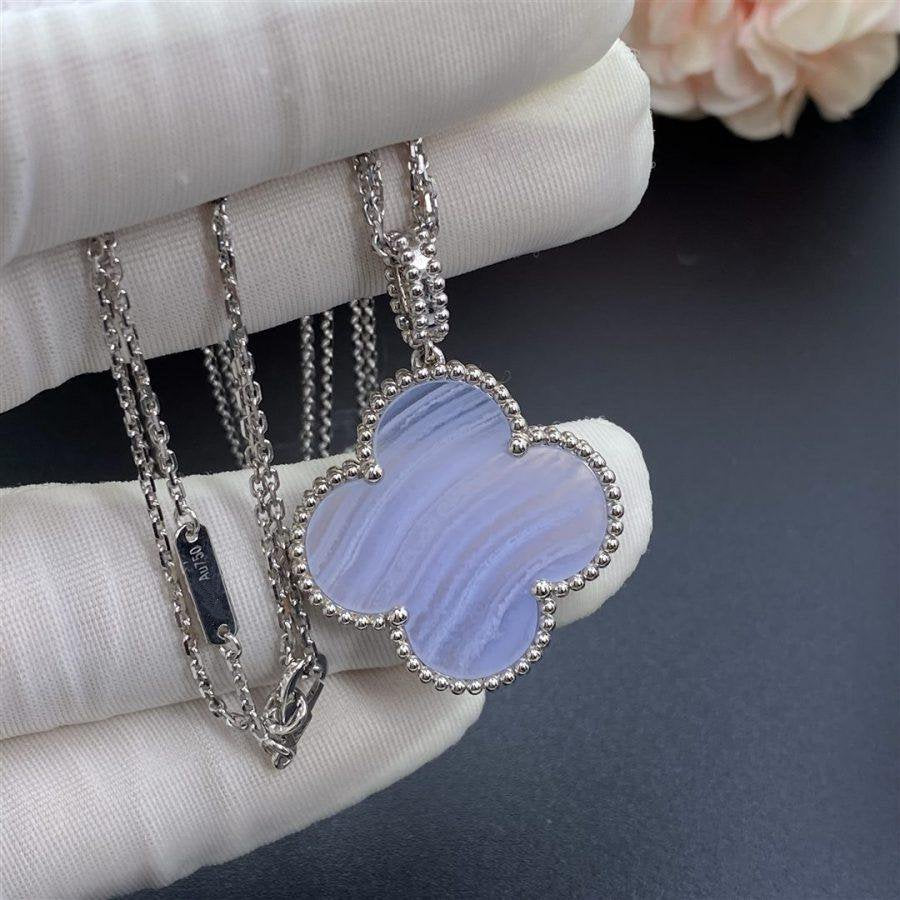 [Renovia Jewelry]CLOVER SILVER CHALCEDONY BIG CLOVER NECKLACE