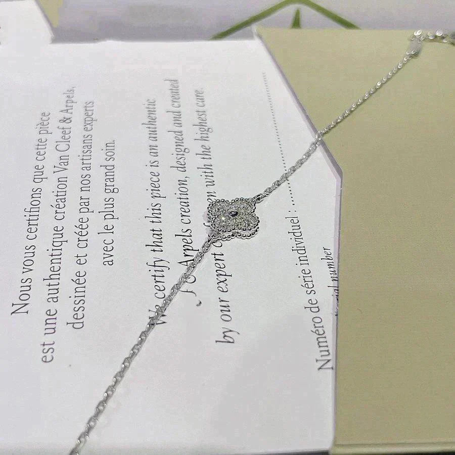 [Renovia Jewelry]CLOVER  SINGLE FLOWER BRACELET SILVER