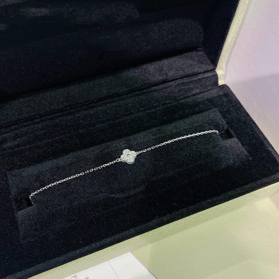 [Renovia Jewelry]CLOVER  SINGLE FLOWER BRACELET SILVER