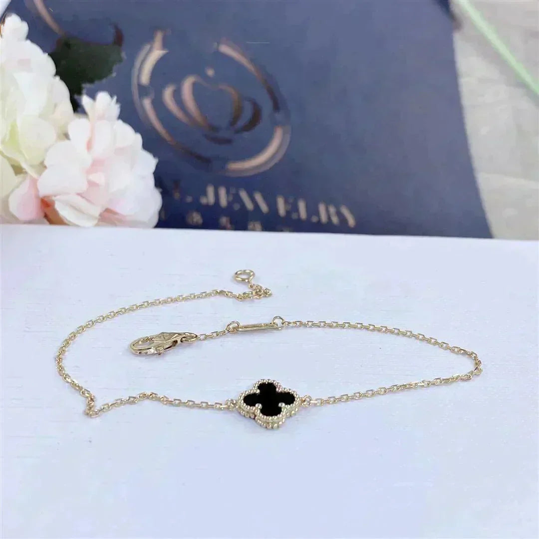 [Renovia Jewelry]CLOVER ONYX SINGLE FLOWER BRACELET