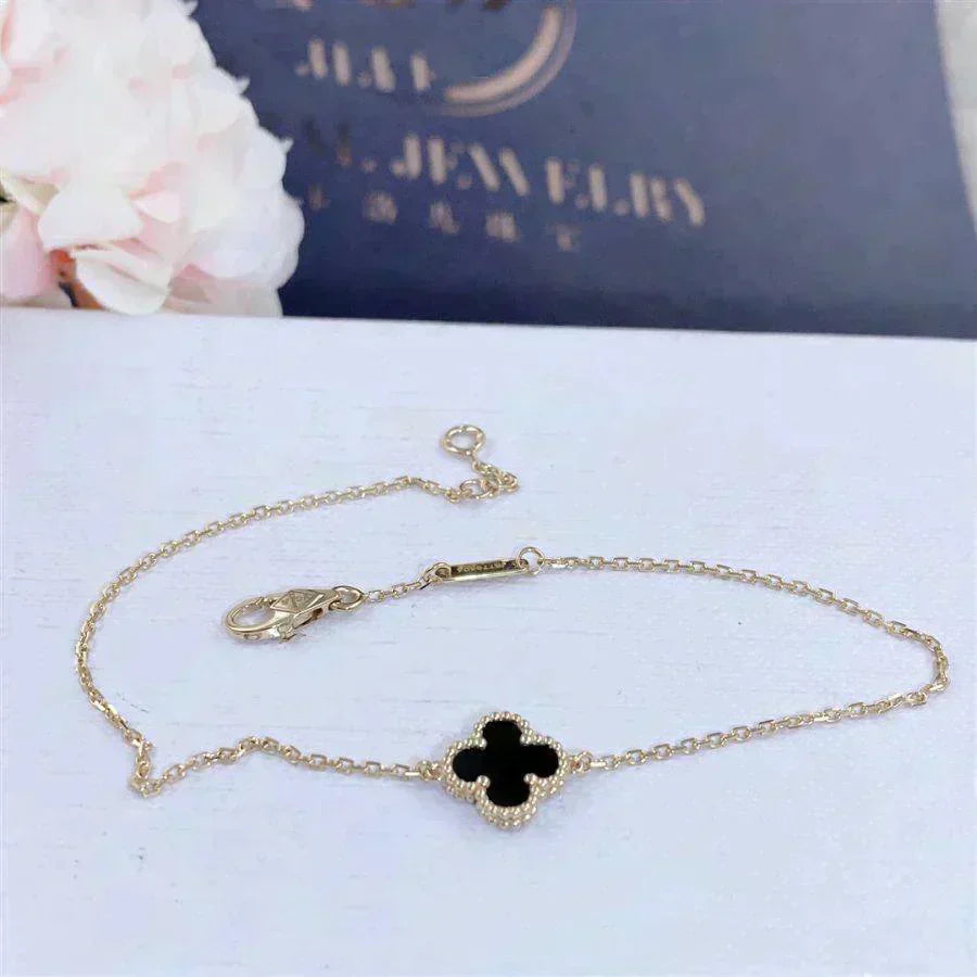 [Renovia Jewelry]CLOVER ONYX SINGLE FLOWER BRACELET