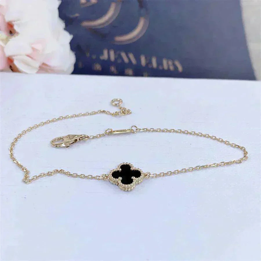 [Renovia Jewelry]CLOVER ONYX SINGLE FLOWER BRACELET