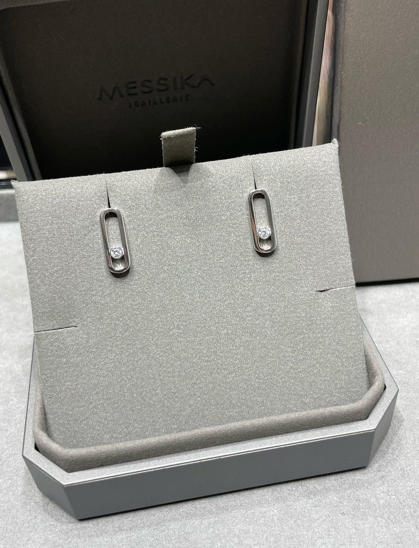 [Renovia Jewelry]MOVE UNO SMALL 1 DIAMOND EARRINGS
