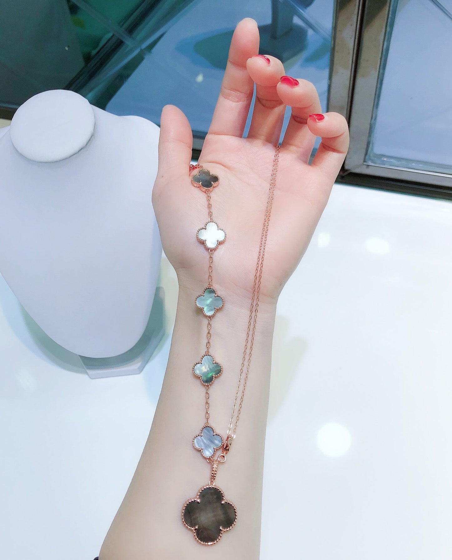 [Renovia Jewelry]COMBINED BRACELET 5 MOTIFS AND NECKLACE DARK MOP ROSE GOLD