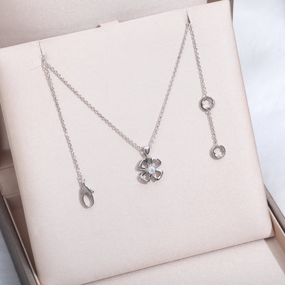 [Renovia Jewelry]FIOREVER NECKLACE DIAMOND CENTER
